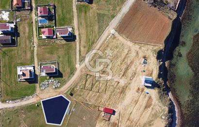 Çanakkale'de Önü Kapanmaz Deniz Manzaralı 511m² Villa Arsası