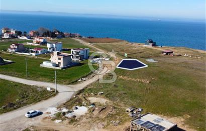 Çanakkale'de Önü Kapanmaz Deniz Manzaralı 511m² Villa Arsası
