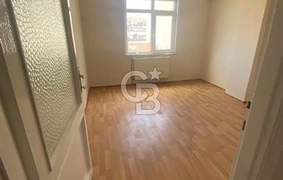 Mustafa Çağlayan'dan Küçükçekmece Gültepe'de Satılık Daire