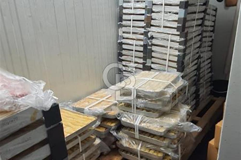 CB CITY'DEN ATATÜRK CADDESİNDE DEVREN KİRALIK İŞYERİ