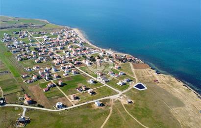 Çanakkale'de Önü Kapanmaz Deniz Manzaralı 511m² Villa Arsası