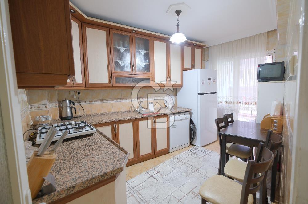 MENEMEN STADYUM CADDESİNDE SATILIK 3+1 ARA KAT DAİRE