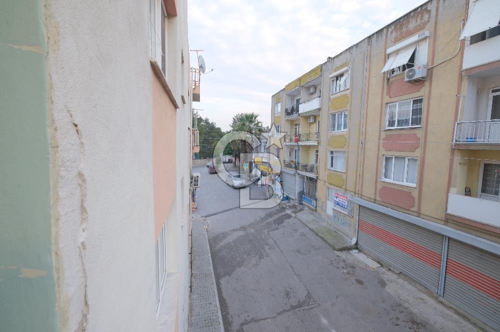MENEMEN STADYUM CADDESİNDE SATILIK 3+1 ARA KAT DAİRE