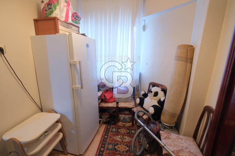 MENEMEN STADYUM CADDESİNDE SATILIK 3+1 ARA KAT DAİRE