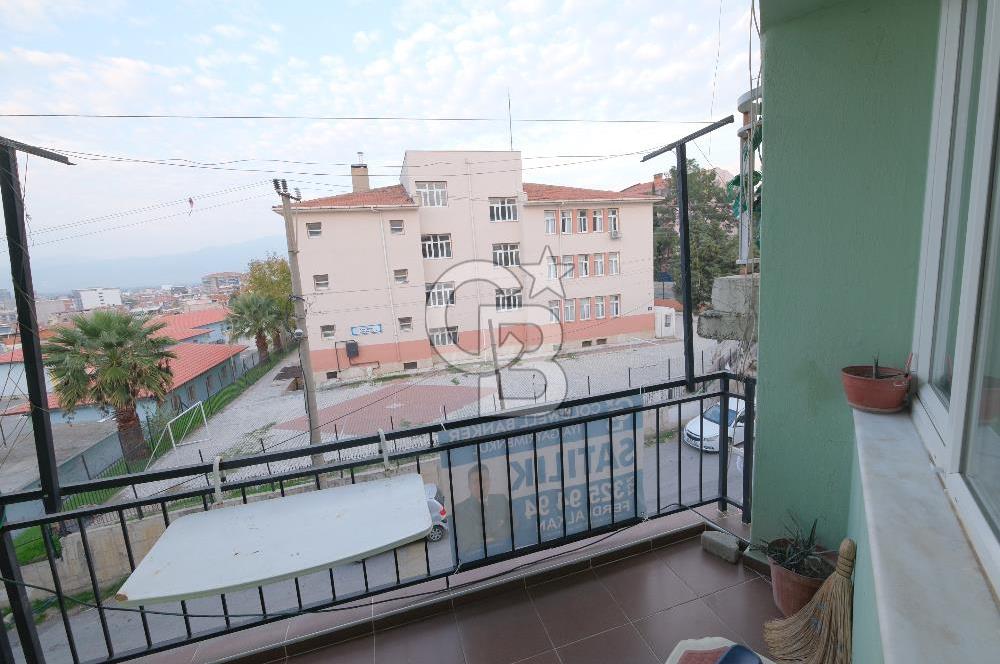 MENEMEN STADYUM CADDESİNDE SATILIK 3+1 ARA KAT DAİRE