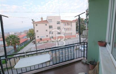 MENEMEN STADYUM CADDESİNDE SATILIK 3+1 ARA KAT DAİRE