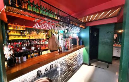 BOSTANLI'NIN KALBİNDE CADDE ÜZERİ SATILIK DÜKKAN....