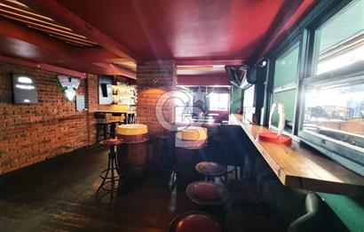 BOSTANLI'NIN KALBİNDE CADDE ÜZERİ SATILIK DÜKKAN....