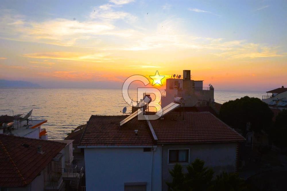 KUŞADASI KADINLAR DENİZİN'DE DENİZE 70 MT MESAFEDE SATILIK OTEL