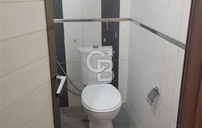 Karşıyaka Çarsı'da Kiralık Ofis