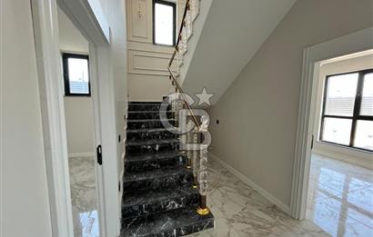 BAĞLICA ALSANCAK ARASINDA 7+2 SATILIK FULL YAPILI LÜX VİLLA
