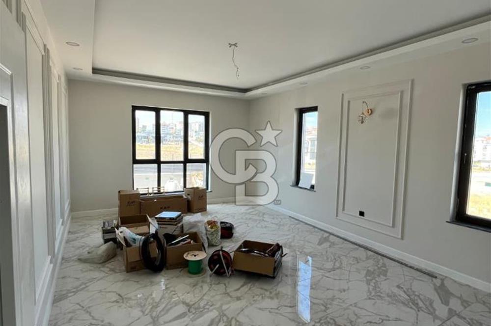 BAĞLICA ALSANCAK ARASINDA 7+2 SATILIK FULL YAPILI LÜX VİLLA