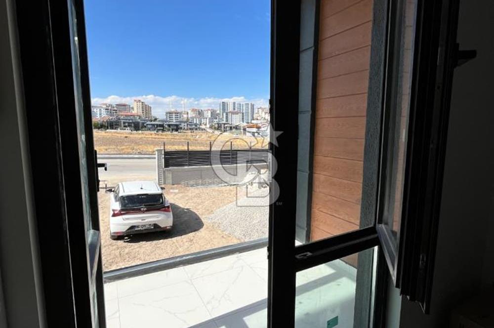 BAĞLICA ALSANCAK ARASINDA 7+2 SATILIK FULL YAPILI LÜX VİLLA