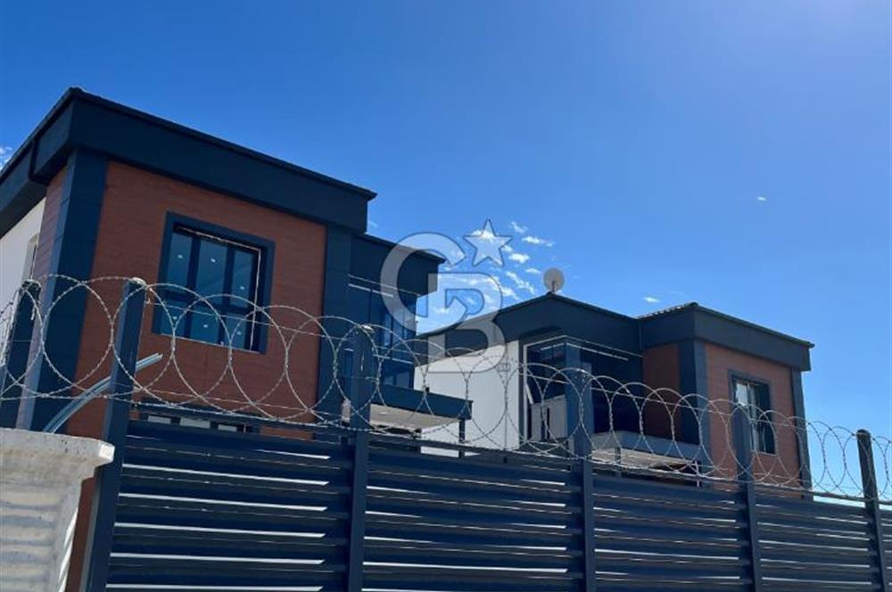 BAĞLICA ALSANCAK ARASINDA 7+2 SATILIK FULL YAPILI LÜX VİLLA