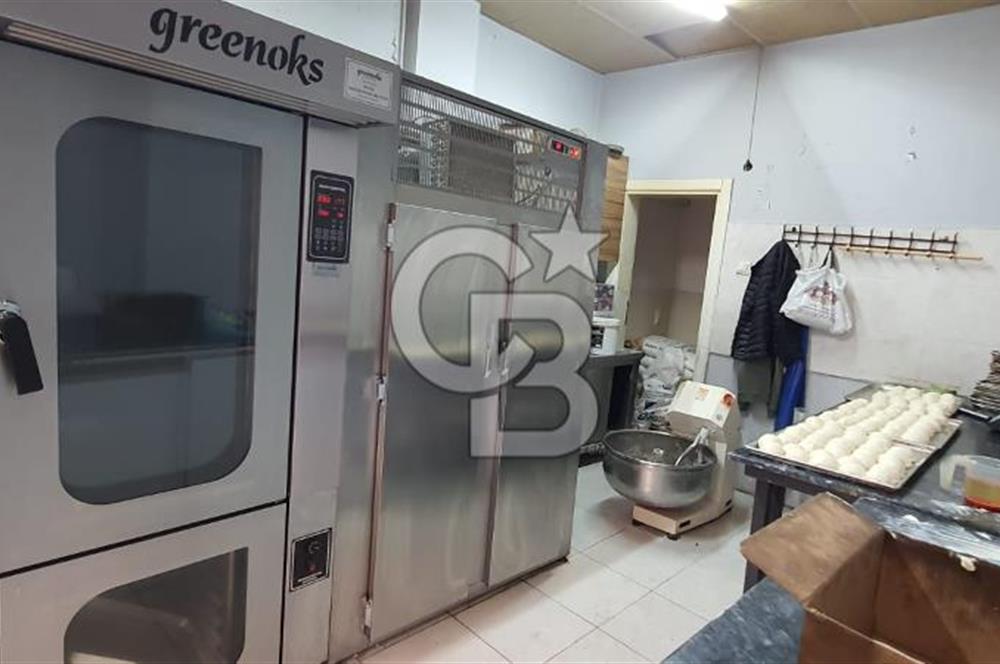 CB CITY'DEN ATATÜRK CADDESİNDE DEVREN KİRALIK İŞYERİ