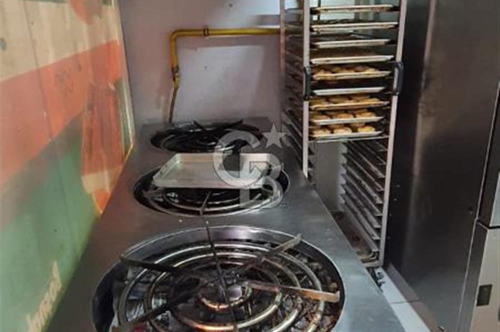 CB CITY'DEN ATATÜRK CADDESİNDE DEVREN KİRALIK İŞYERİ