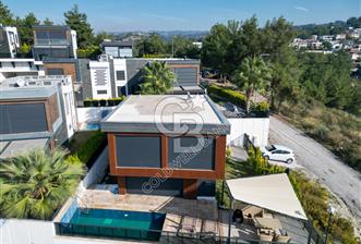 KUŞADASI  SOĞUCAK YOLA YAKIN FULL DENİZ MANZARLI VİLLA - 3 - 312676