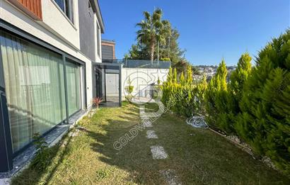 KUŞADASI  SOĞUCAK YOLA YAKIN FULL DENİZ MANZARLI VİLLA