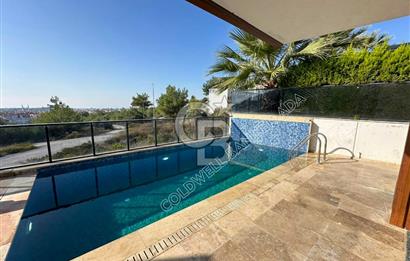 KUŞADASI  SOĞUCAK YOLA YAKIN FULL DENİZ MANZARLI VİLLA