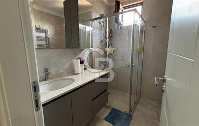 CADDEBOSTAN'DA KATTA TEK DENİZ MANZARALI 200 M2 4+1 DUBLEKS DAİRE