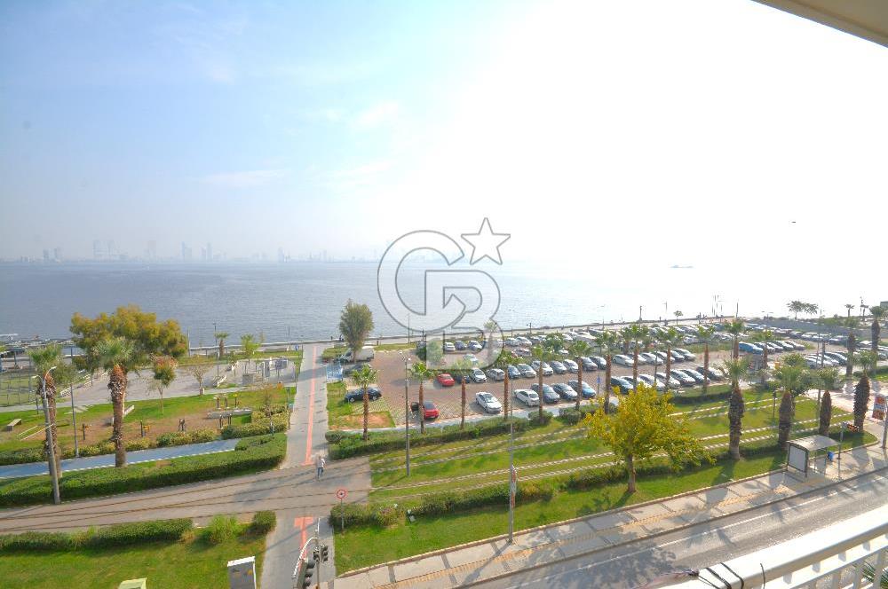 İzmir Karşıyaka Yalısında Satılık Ful Deniz manzaralı 3+1 Daire
