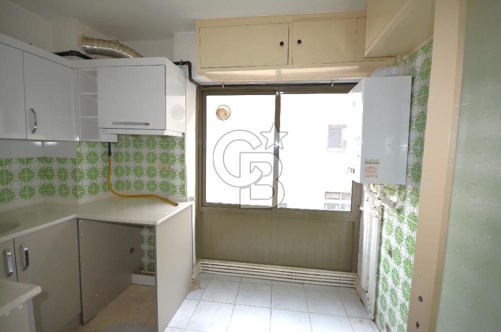 İzmir Karşıyaka Yalısında Satılık Ful Deniz manzaralı 3+1 Daire