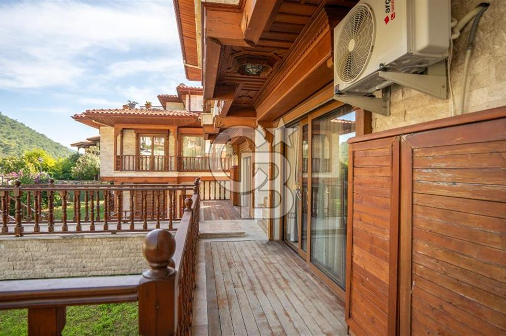 SHİMAL REZİDANS'TA LÜKS DENİZ MANZARALI 3+1 KİRALIK DAİRE