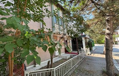 MUSTAFA KEMAL MAH. BARIŞ SİTESİ TAM MERKEZİNDE SATILIK VİLLA