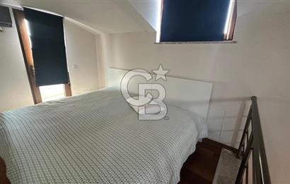 CADDEBOSTAN'DA KATTA TEK DENİZ MANZARALI 200 M2 4+1 DUBLEKS DAİRE