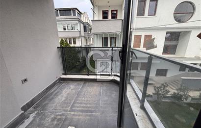 YEŞİLİN İÇİNDE DENİZE BİR ADIM MESAFEDE SAKİN BİR YAŞAM