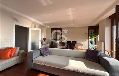 CADDEBOSTAN'DA KATTA TEK DENİZ MANZARALI 200 M2 4+1 DUBLEKS DAİRE