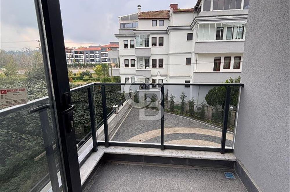 YEŞİLİN İÇİNDE DENİZE BİR ADIM MESAFEDE SAKİN BİR YAŞAM