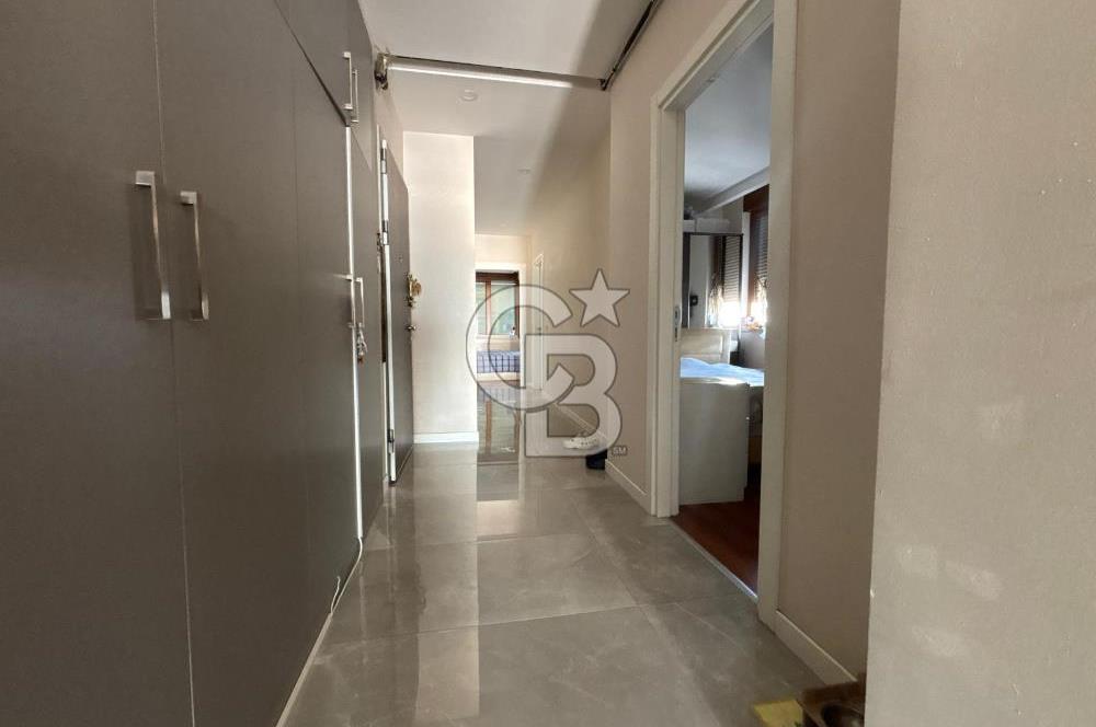 CADDEBOSTAN'DA KATTA TEK DENİZ MANZARALI 200 M2 4+1 DUBLEKS DAİRE