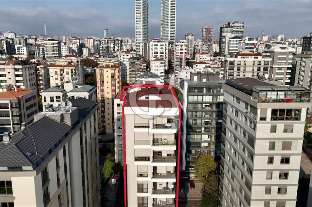 CADDEBOSTAN'DA KATTA TEK DENİZ MANZARALI 200 M2 4+1 DUBLEKS DAİRE