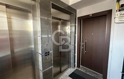 CADDEBOSTAN'DA KATTA TEK DENİZ MANZARALI 200 M2 4+1 DUBLEKS DAİRE