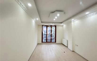 Küçükçekmece İstasyon Mahallesi nde Satılık 2+1 Daire 