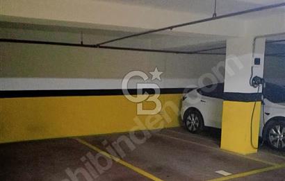 CADDEBOSTAN'DA KATTA TEK DENİZ MANZARALI 200 M2 4+1 DUBLEKS DAİRE