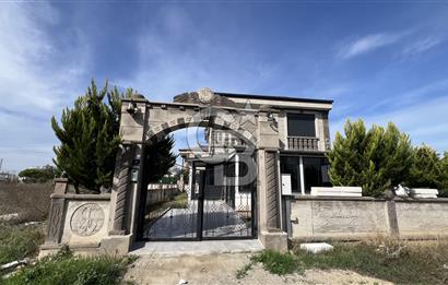 Didim Mavişehir’de Özel Taş Mimaride 4+1  Lüks Havuzlu Villa 