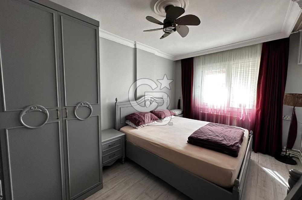 Karşıyaka Bahçelievler'de Satılık 3+1 Daire (Tadilatli)