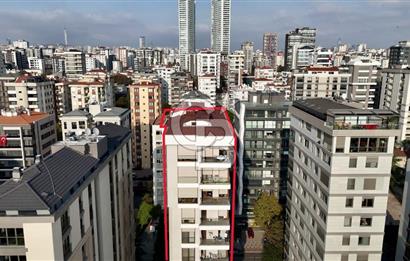 CADDEBOSTAN'DA KATTA TEK DENİZ MANZARALI 200 M2 4+1 DUBLEKS DAİRE