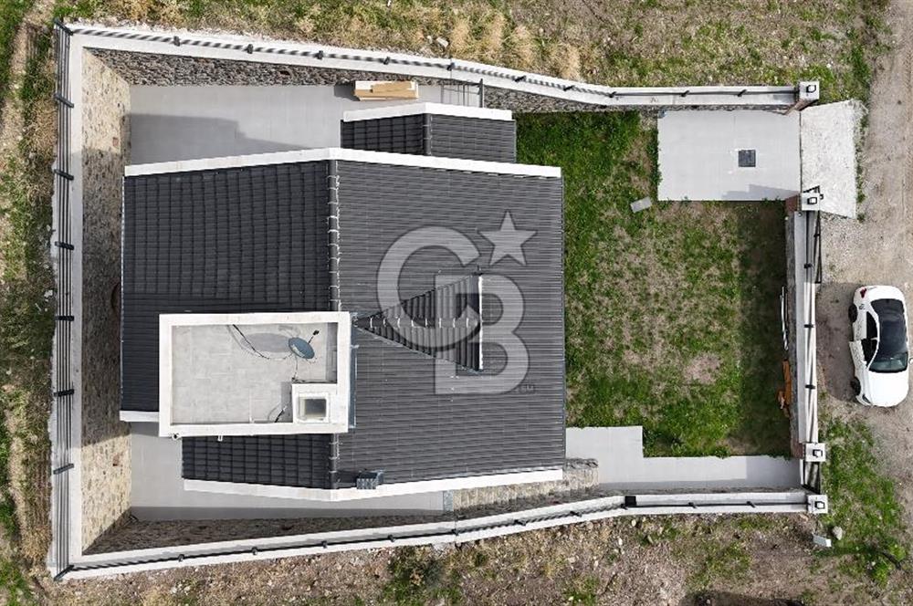 Dikili Çandarlı'da Müstakil Tripleks 4+2 Villa
