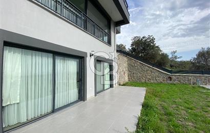 Dikili Çandarlı'da Müstakil Tripleks 4+2 Villa