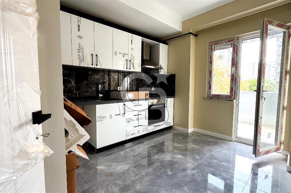 ATALAR'DA SIFIR BİNADA GENİŞ 3+1 SATILIK DAİRE