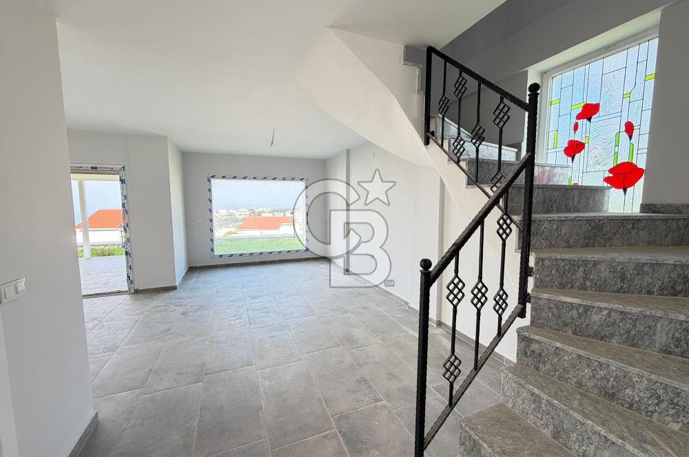 Mordoğan Ardıç Mevkii'nde Gülkent Sitesi'nde 5+1 Müstakil Villa