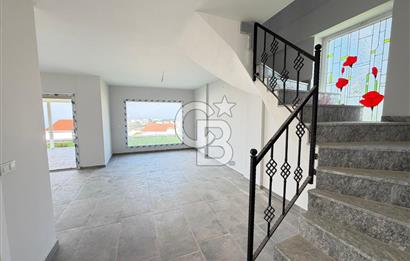 Mordoğan Ardıç Mevkii'nde Gülkent Sitesi'nde 5+1 Müstakil Villa
