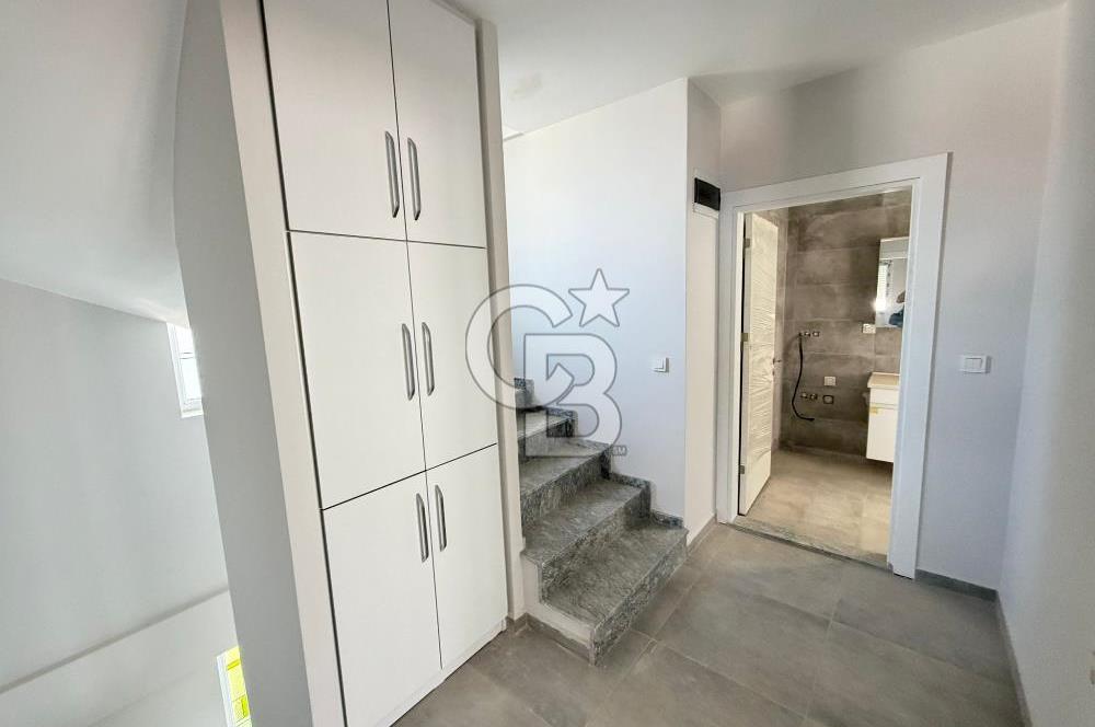 Mordoğan Ardıç Mevkii'nde Gülkent Sitesi'nde 5+1 Müstakil Villa