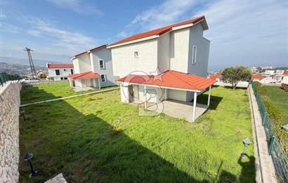 Mordoğan Ardıç Mevkii'nde Gülkent Sitesi'nde 5+1 Müstakil Villa