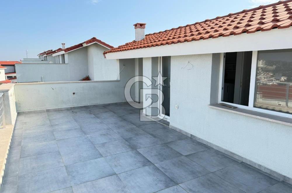 Mordoğan Ardıç Mevkii'nde Gülkent Sitesi'nde 5+1 Müstakil Villa