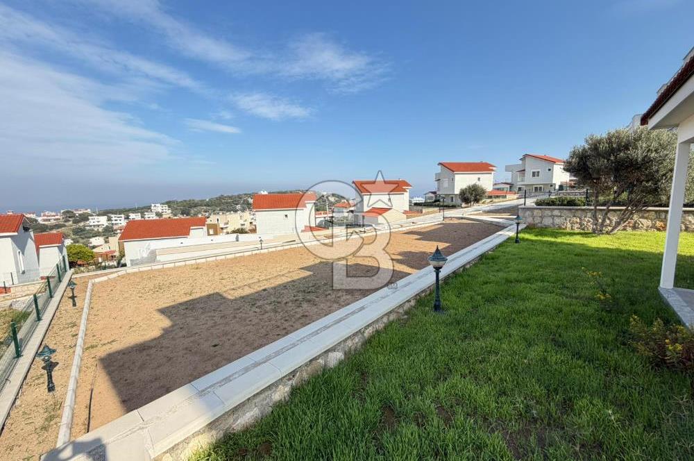 Mordoğan Ardıç Mevkii'nde Gülkent Sitesi'nde 5+1 Müstakil Villa