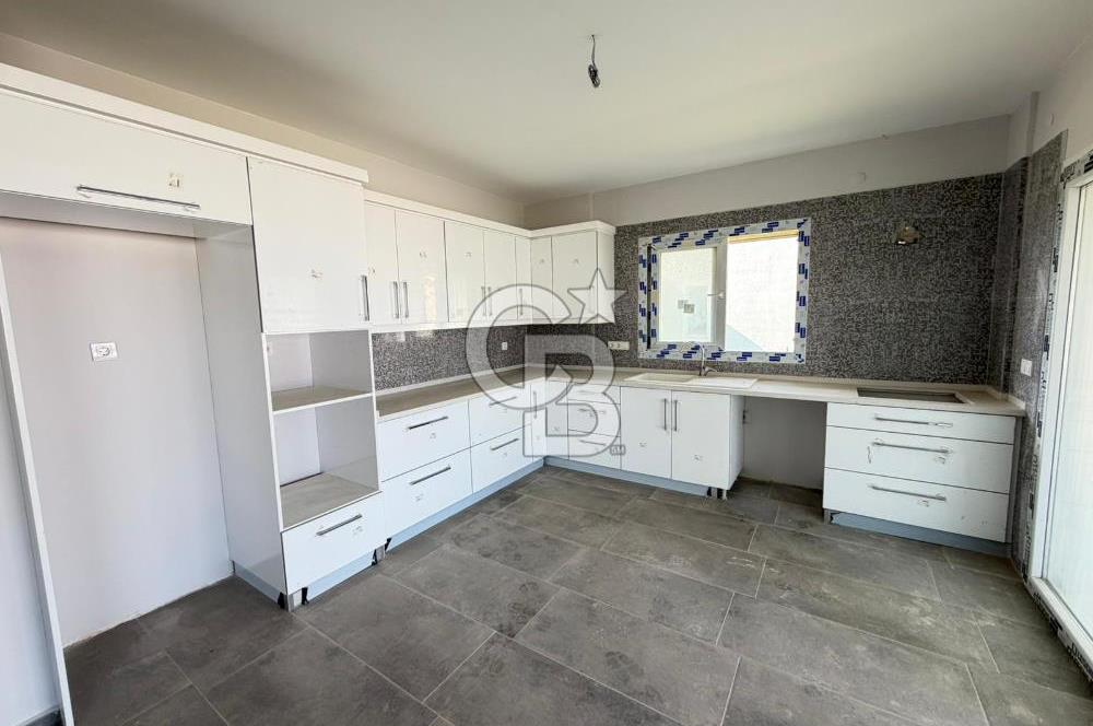 Mordoğan Ardıç Mevkii'nde Gülkent Sitesi'nde 5+1 Müstakil Villa